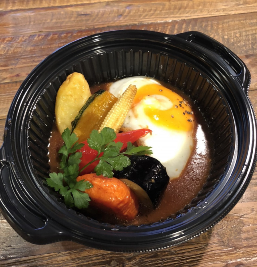 自家製デミグラスソースのハンバーグ弁当